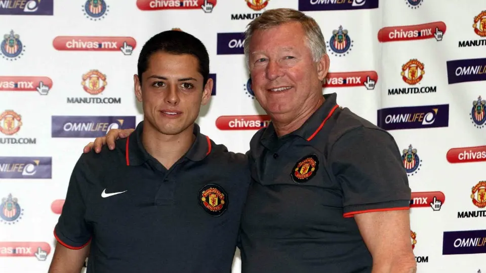 A 10 años del fichaje de Chicharito con el Manchester United
