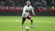 Rodolfo Pizarro representará a México en 'torneo mundial' de FIFA