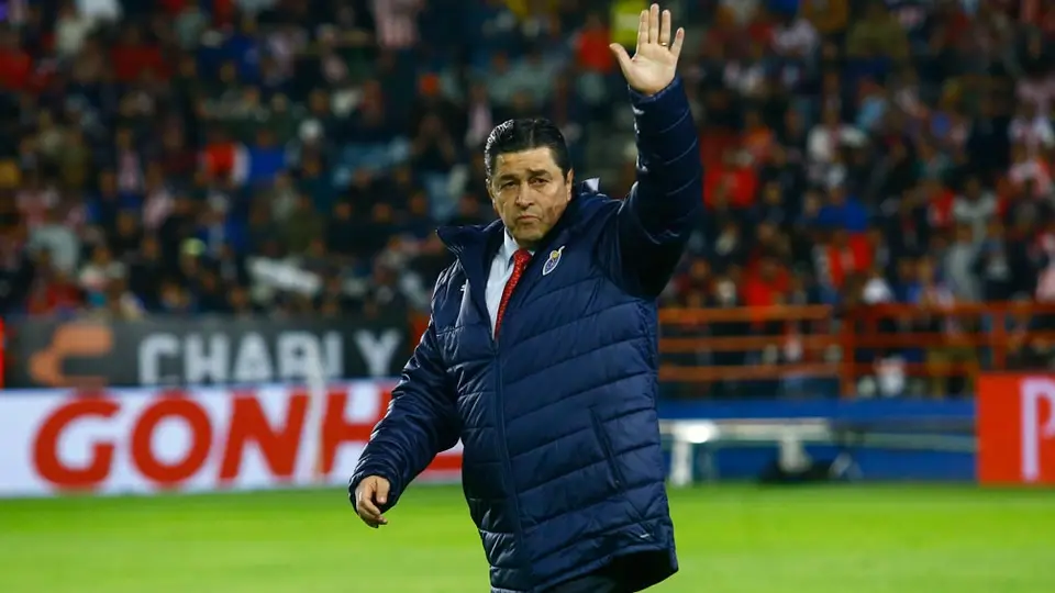 Chivas: Luis Fernando Tena, con racha más efectiva que Matías Almeyda