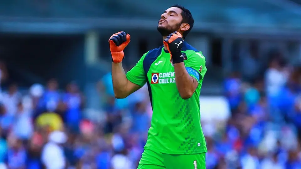 Cruz Azul: Jesús Corona, con el respaldo de Billy Álvarez para renovar