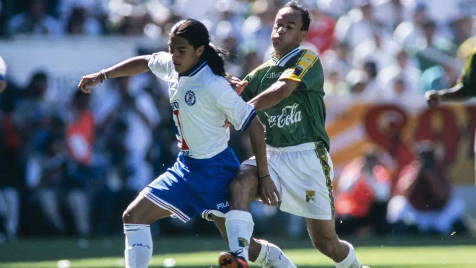 Liga MX: Cruz Azul y León se enfrentaron en redes sociales tras retransmisión de Final del 97
