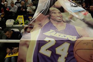 Equipo italiano de basquetbol retiró número de Kobe Bryant