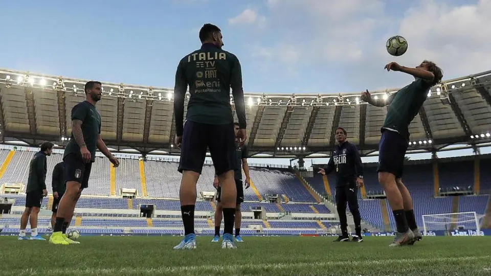 Asociación de Futbolistas Italiana consideró 'prematuro' hablar de reducción de sueldos