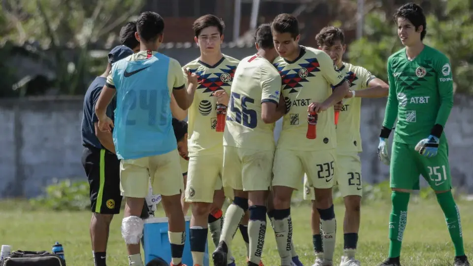 América: FMF suspendió a jugadores Sub 17 por burla a himno feminista