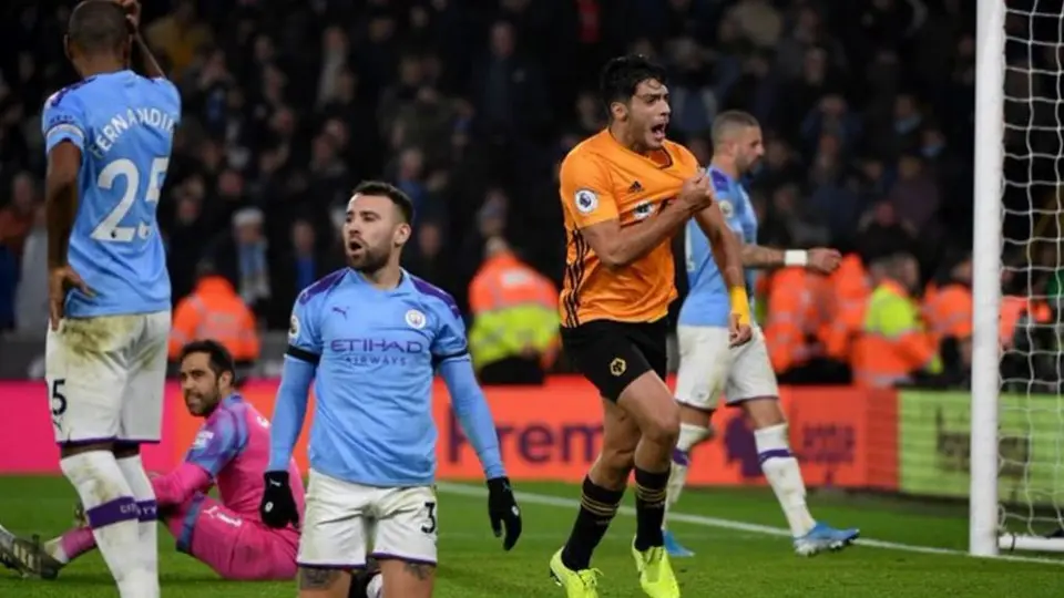 Equipos de Premier League acordaron ampliar mercado de fichajes de verano