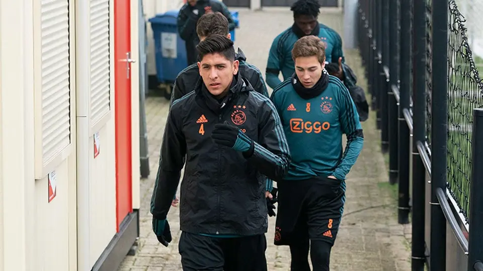 Edson Álvarez volvió a jugar en la Eredivisie con el Ajax