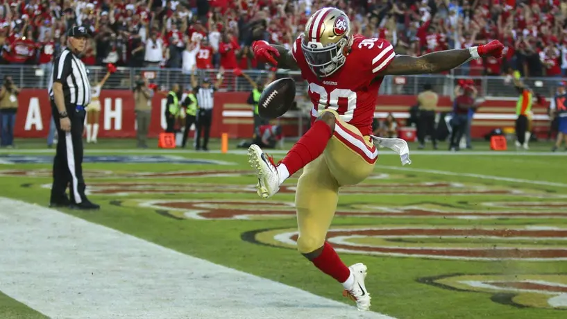 Jimmy Garoppolo comandó remontada espectacular de 49ers sobre Cardinals