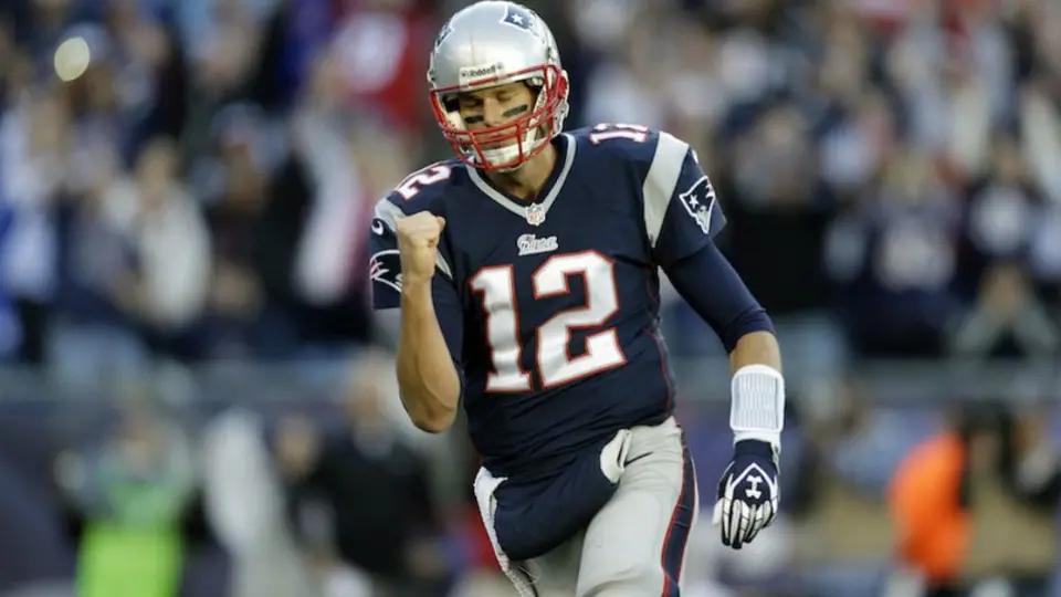 Tom Brady ha usado las mismas hombreras durante 25 años