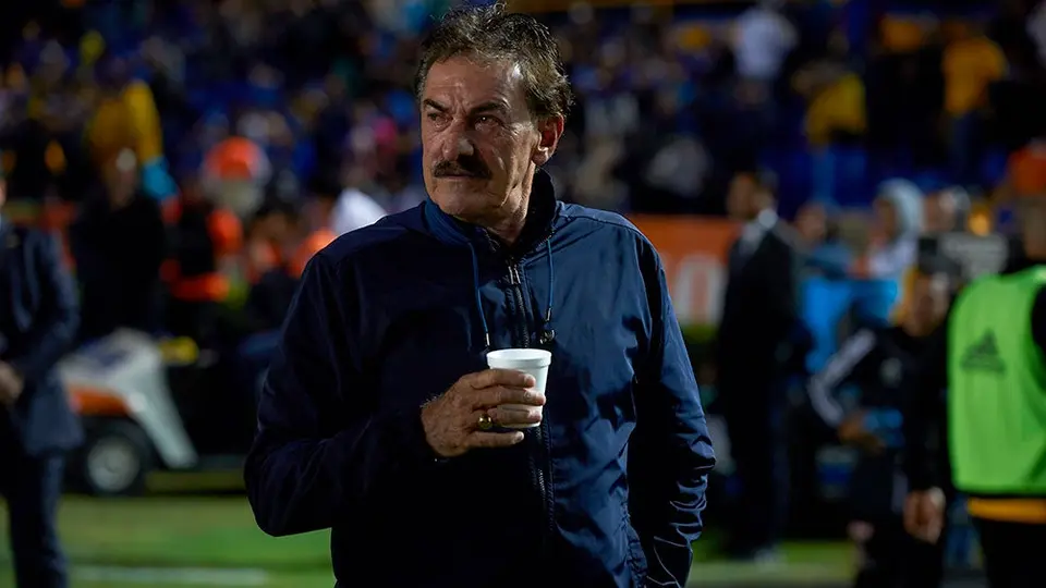 Las polémicas de Ricardo La Volpe en su carrera
