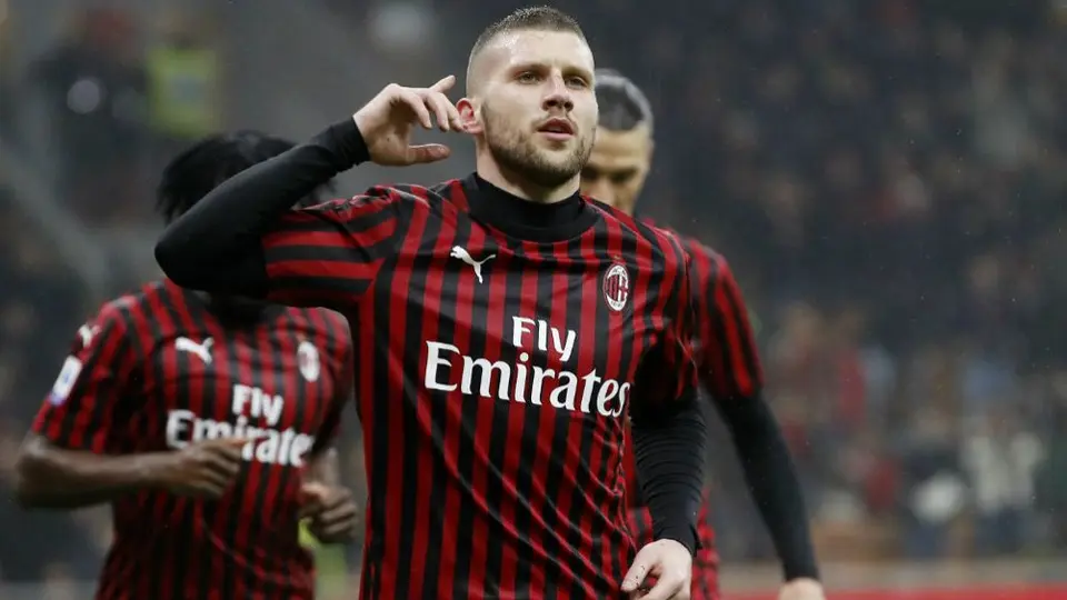 Milan venció a Torino y vuelve a soñar con puestos europeos