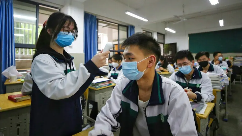 Así se vivió el regreso a clases en Wuhan