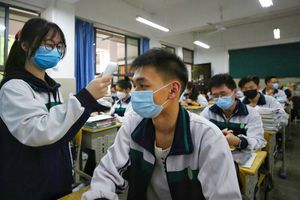 Así se vivió el regreso a clases en Wuhan