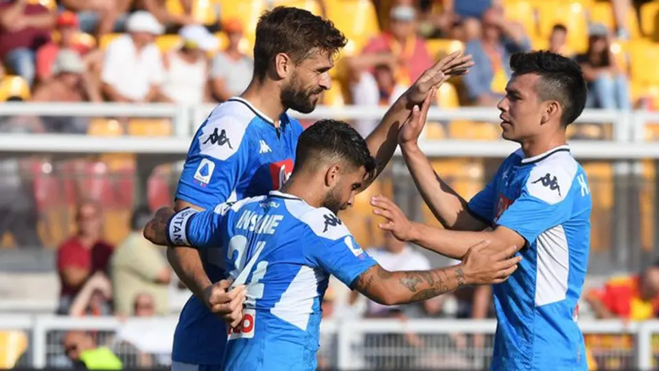 Napoli y Chucky Lozano lograron goleada al Lecce en la Serie A