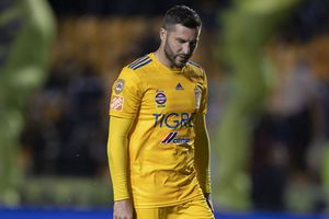 Gignac habría sido demandado por un enfermera por despido injustificado