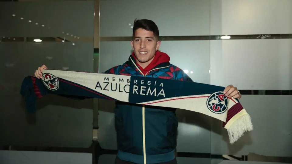 América: Villarreal hizo oficial el préstamo de Santiago Cáseres a las Águilas