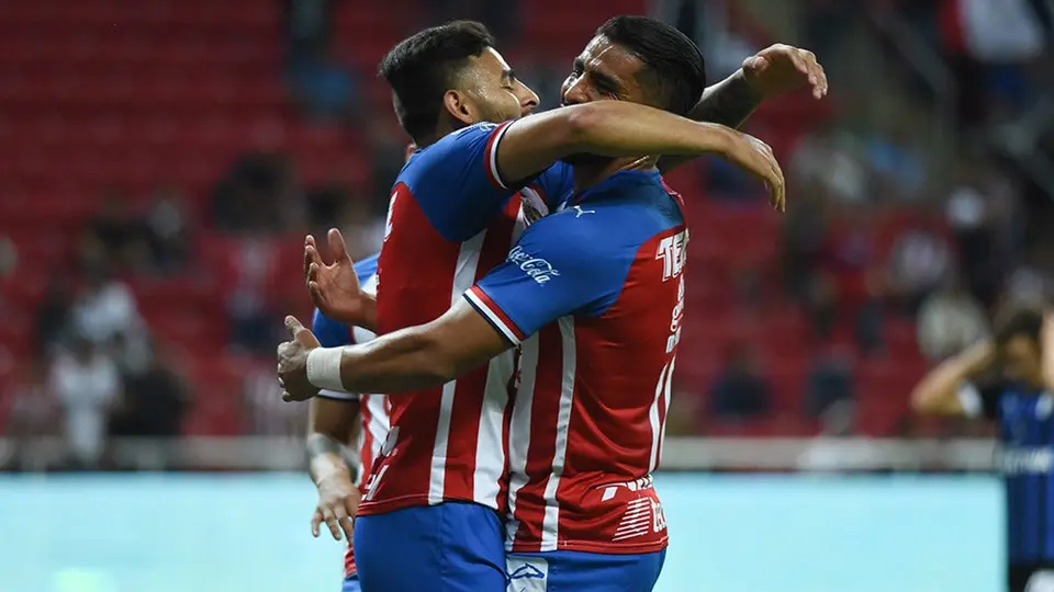 Alexis Vega y Miguel Ponce se encuentran en entrenamiento