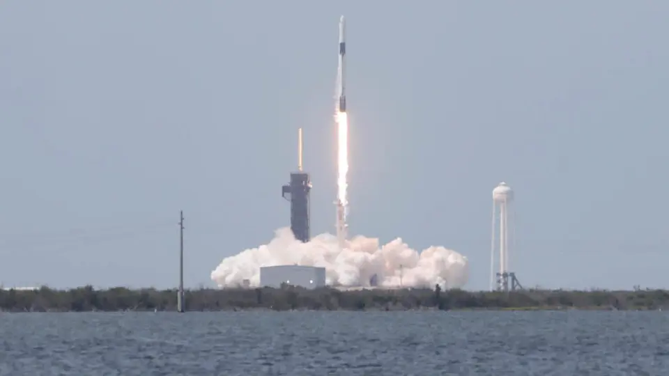SpaceX y NASA lograron exitoso lanzamiento de 'Crew Dragon'