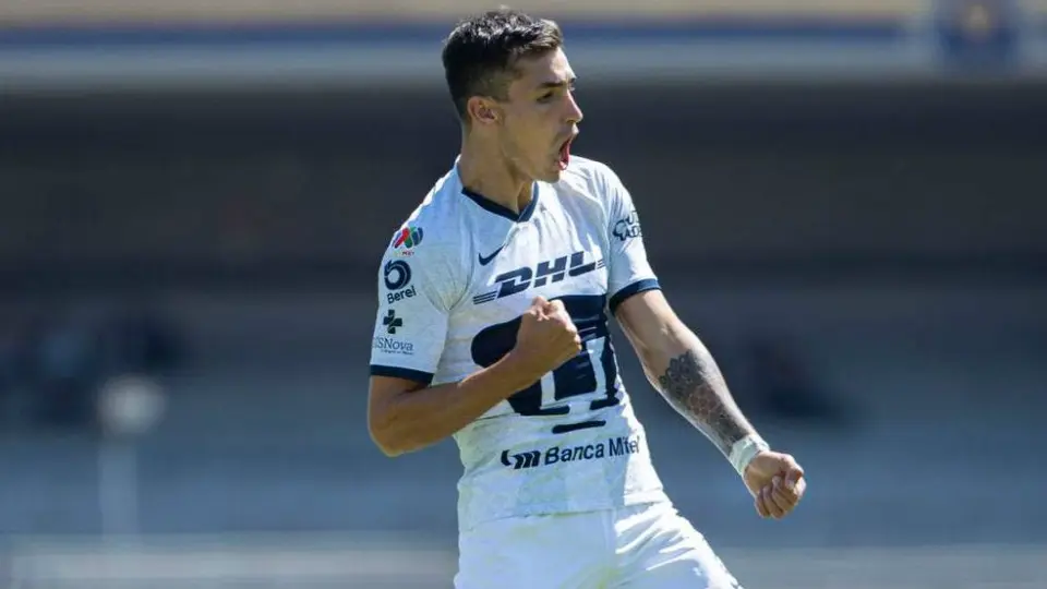 Juan Dinenno, satisfecho de marcar su primer gol en victoria de Pumas
