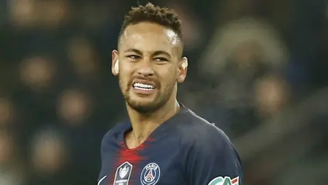 Neymar podría ser suplente en el Real Madrid vs PSG