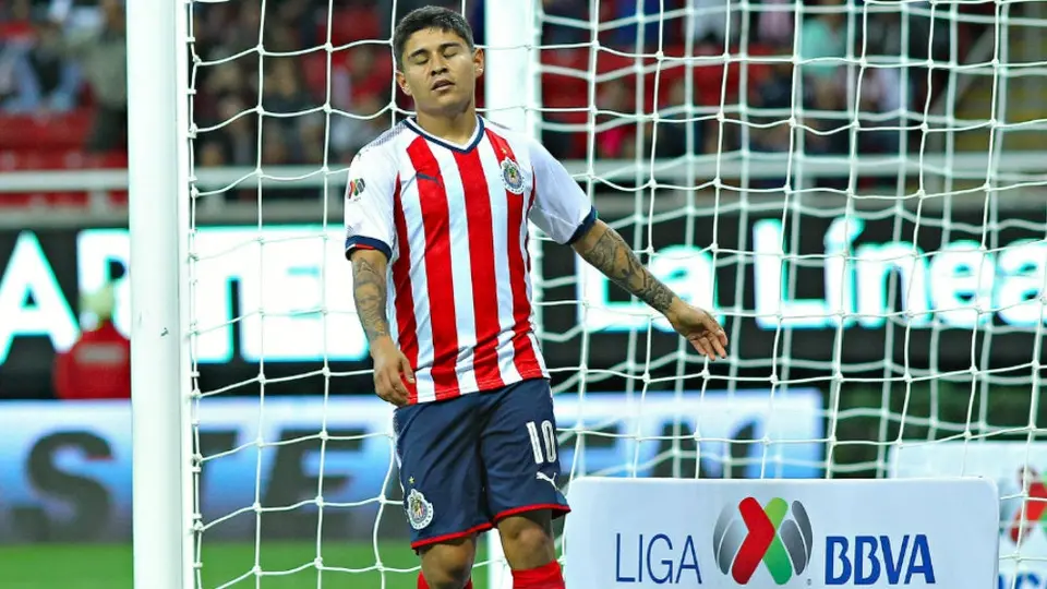 Chivas: Pese a renovación, Chofis López no recibó gran aumento por pandemia