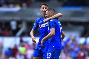 Igor Lichnovsky regaló comida a un repartidor ante contingencia por coronavirus