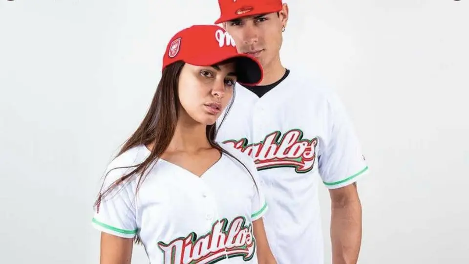 Diablos Rojos del México presentaron sus nuevos uniformes