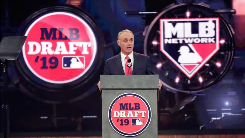 MLB: Comisionado de las Grandes Ligas pone en duda la campaña 2020