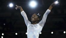 Simone Biles, por el récord de medallas mundiales