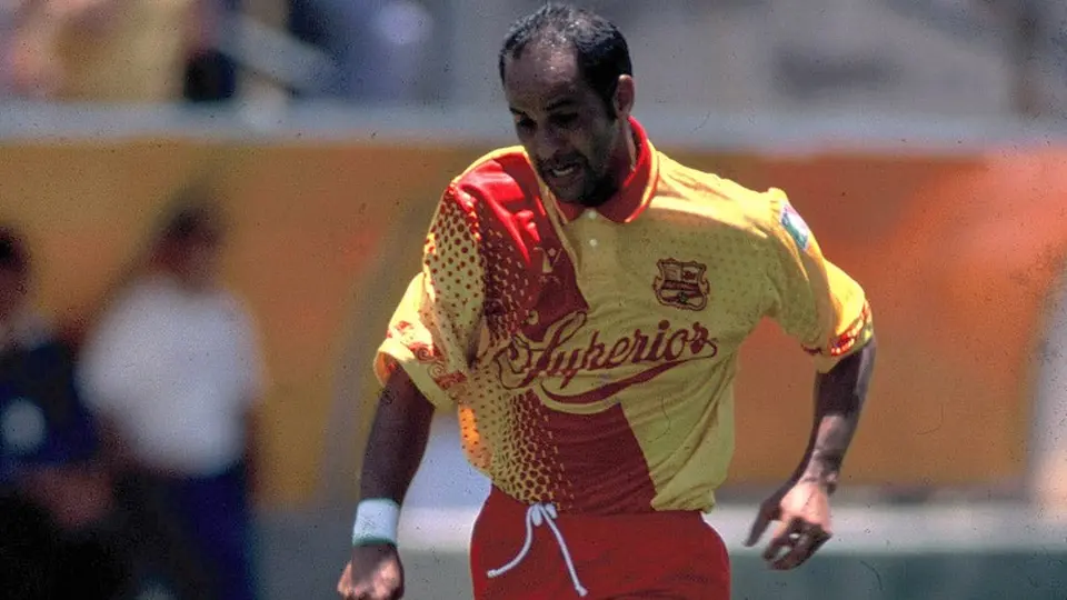 Fantasma Figueroa cambiaría el ser leyenda del club por su permanencia en Morelia 