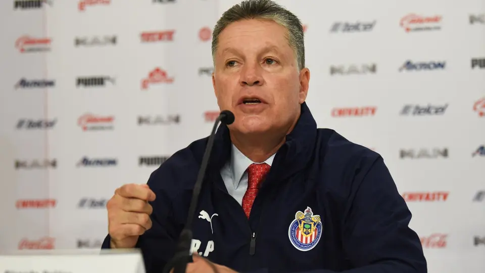 Ricardo Peláez: 'En Chivas vamos a hablar de títulos, no del descenso'
