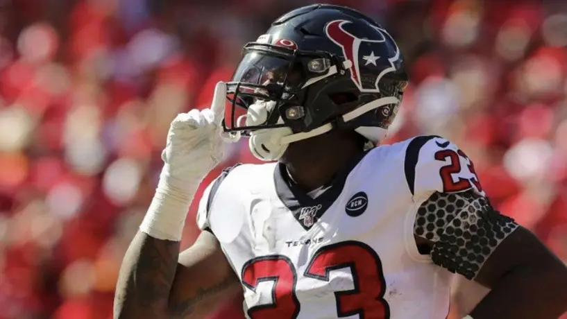 Seattle Seahawks firmó a Carlos Hyde por un año