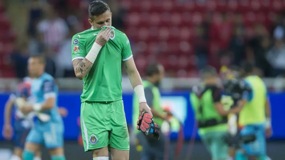 Gudiño tras pronta eliminación de Chivas: 'Tenemos que ser hombres, aceptar el fracaso'