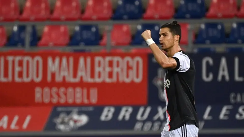 Cristiano Ronaldo donó playera firmada para subasta benéfica en Portugal