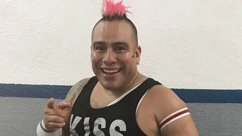 Máximo, la 'Fresa Salvaje' que festeja 20 años como luchador profesional