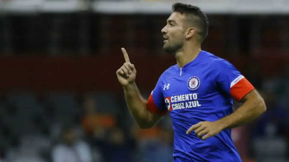 Cruz Azul confirmó salida de Martín Cauteruccio al Estudiantes de la Plata