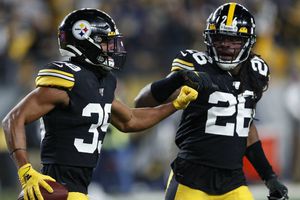 Steelers y su defensiva frenaron la buena racha de los Rams