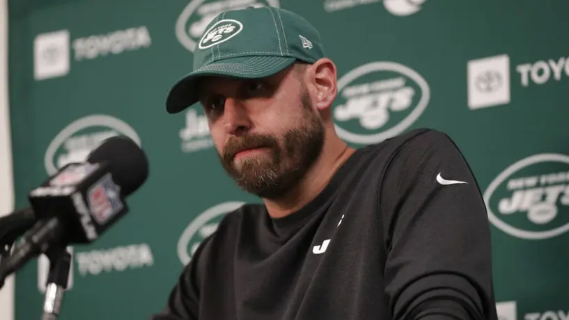 Adam Gase se mantendrá como entrenador de los Jets en 2020