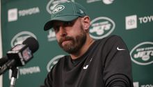 Adam Gase se mantendrá como entrenador de los Jets en 2020