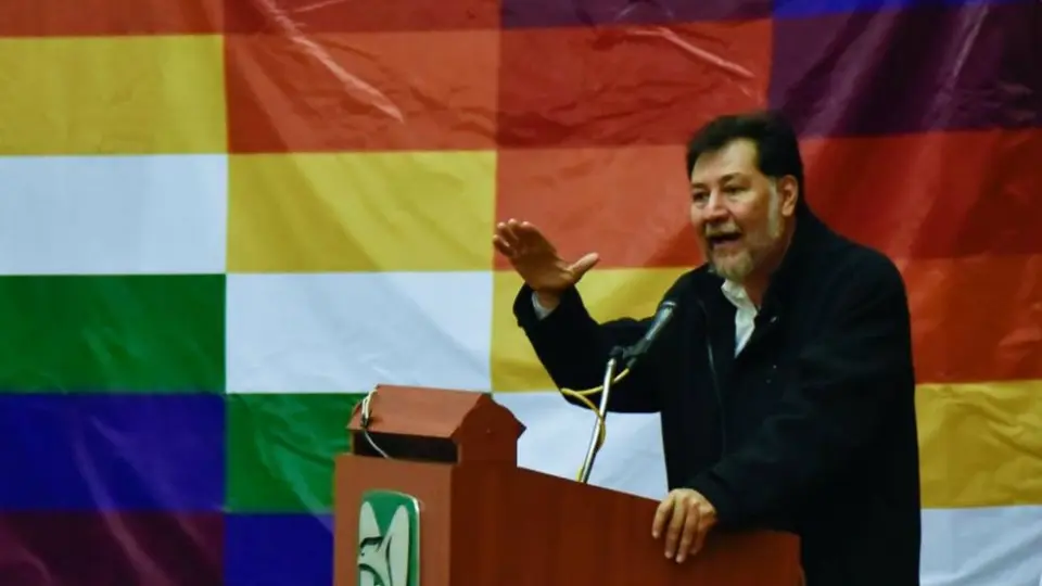 Fernández Noroña se volvió viral tras publicar fotografía semidesnudo