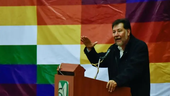 Fernández Noroña se volvió viral tras publicar fotografía semidesnudo