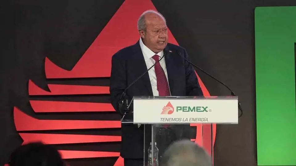 Carlos Romero Deschamps renunció al sindicato petrolero tras 26 años