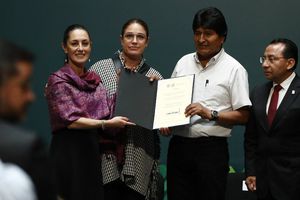 Evo Morales fue reconocido como huésped distinguido de la CDMX