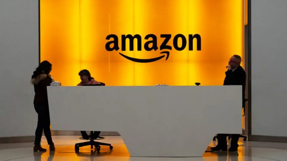 Pandemia de COVID-19 aumentó fortuna del dueño de Amazon