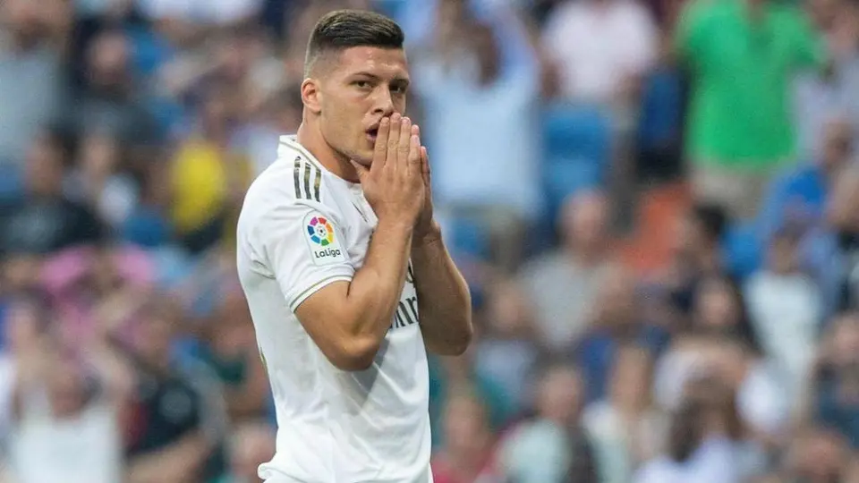 Luka Jovic admitió que no se informó bien sobre cuarentena en Serbia