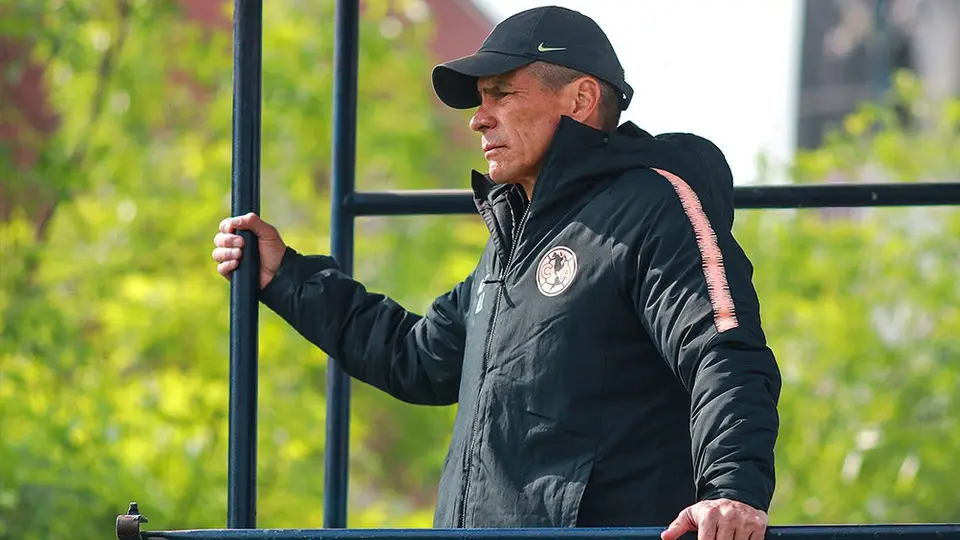 América: Alfredo Tena dejó la Dirección de Fuerzas Básicas, pero sigue en la institución
