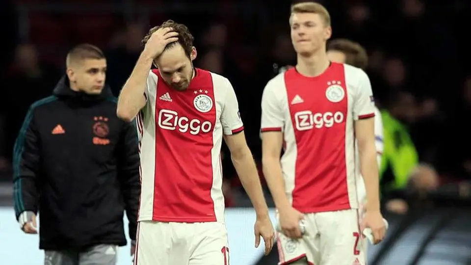 Ajax criticó a UEFA por alentar la reanudación de futbol pese al coronavirus