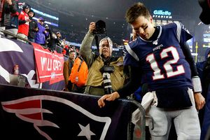 Tom Brady escucharía ofertas de otros equipos en la Agencia Libre