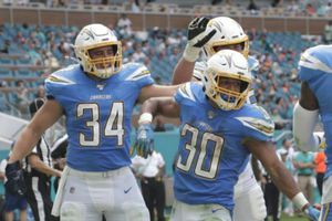 Los Ángeles Chargers cambiaron de logo para la siguiente temporada