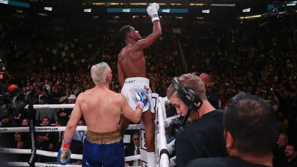 Daniel Jacobs: 'Chávez Jr. a veces pone excusas'