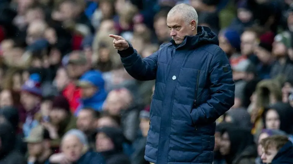 Mourinho: 'Manchester City tiene el beneficio de la duda'